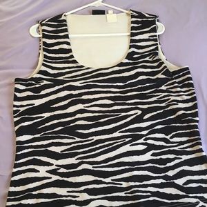 Zebra print top curvy